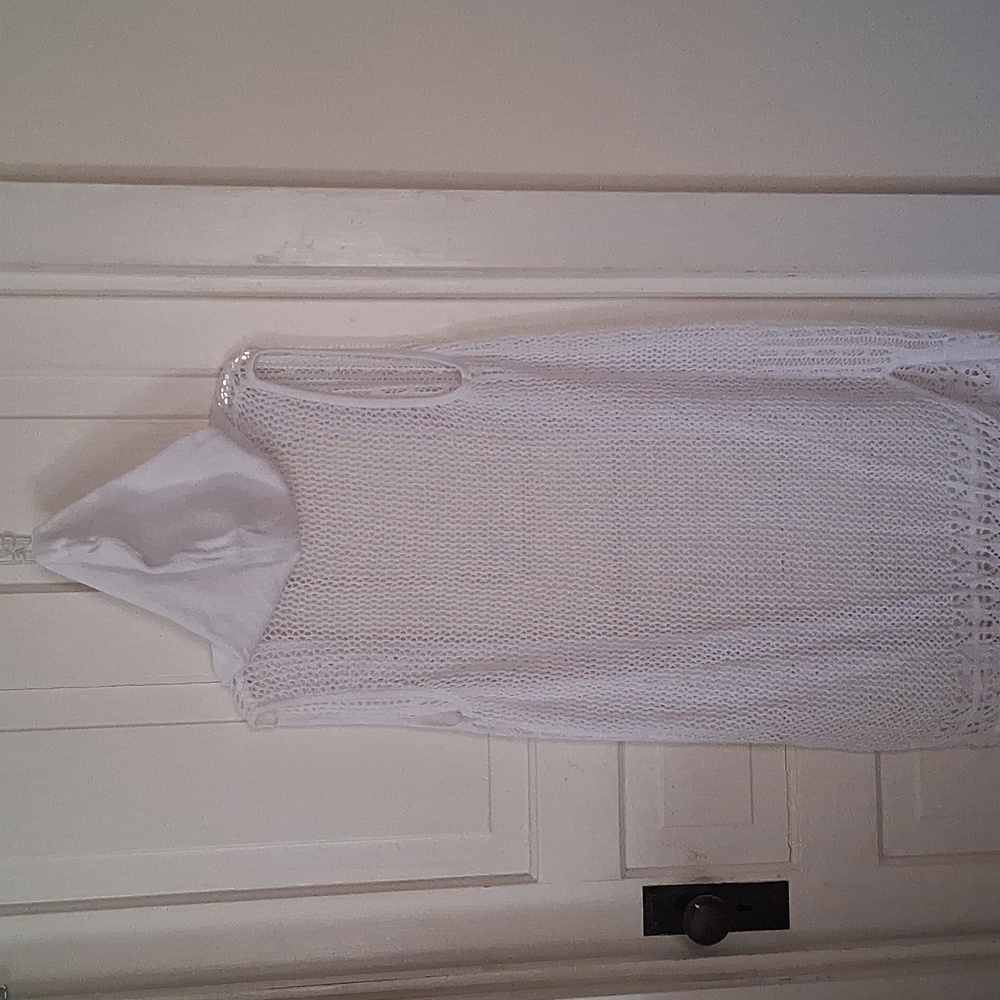White Cover Up - Picture 3 of 4